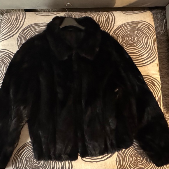 Elegant Black Faux Fur Jacket